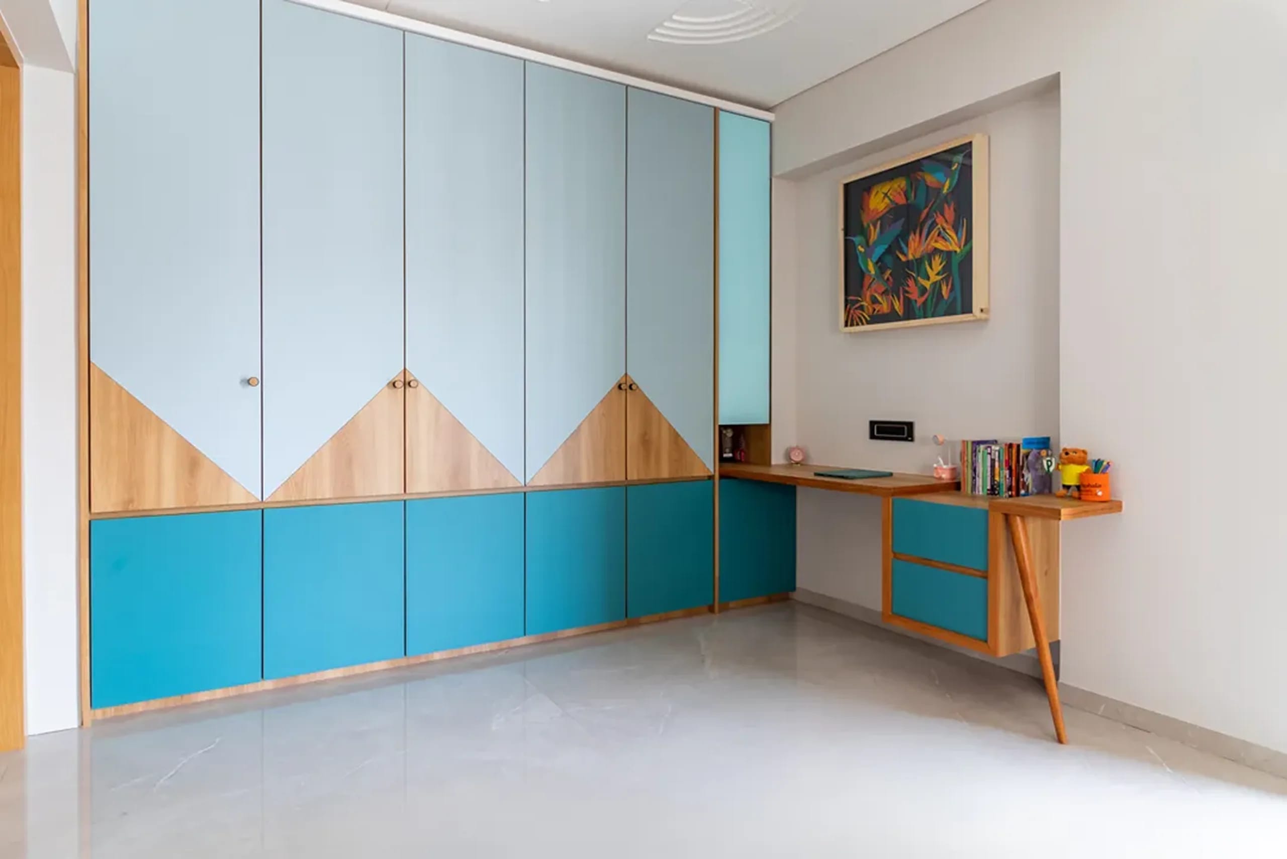 Fitted wardrobe and study in a Club Material Studio interior